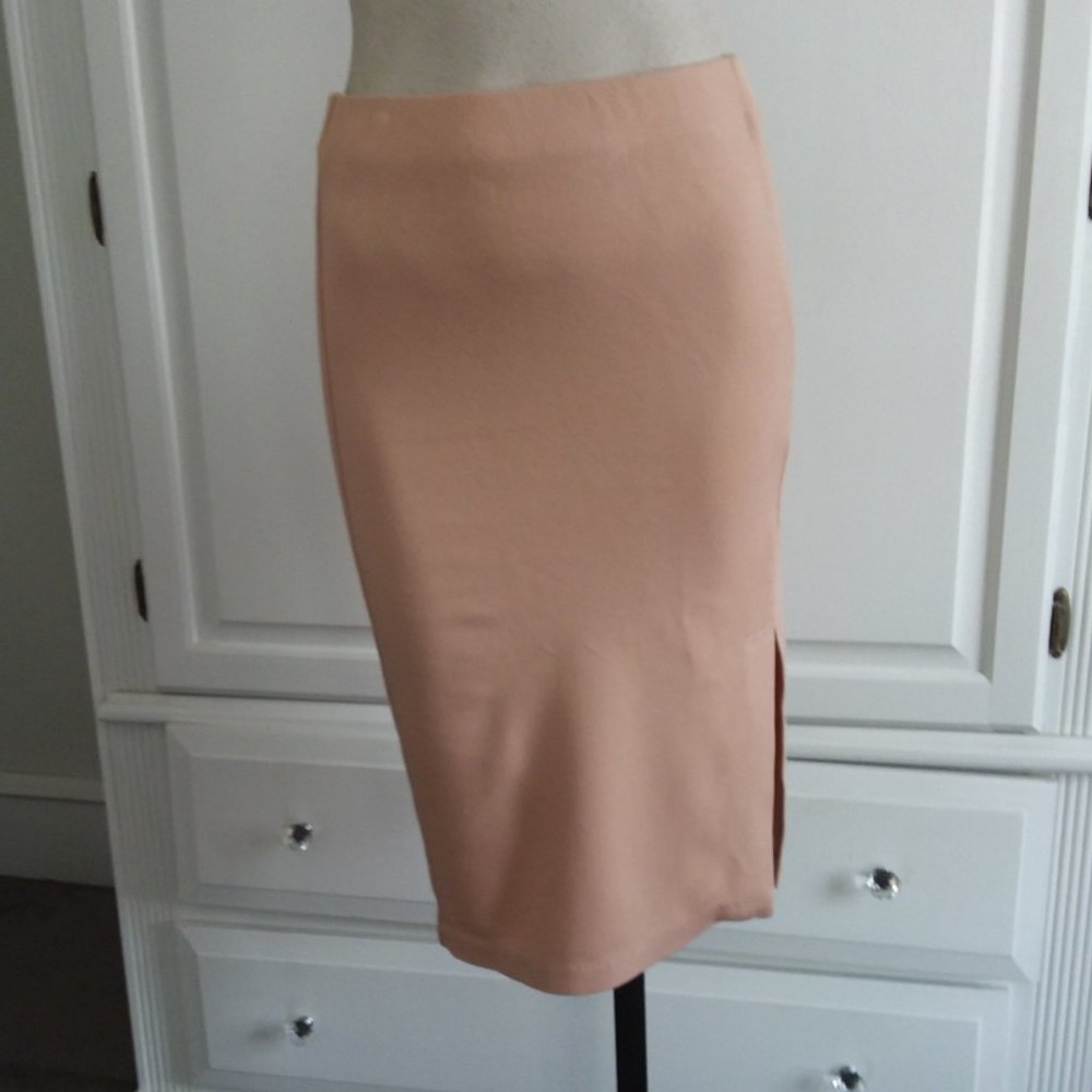 Forever 21 pencil skirt,  size s  *5 FOR $25